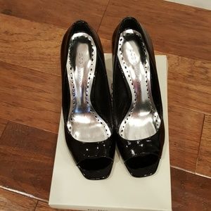 BCBGeneration Ariel Patent Pumps